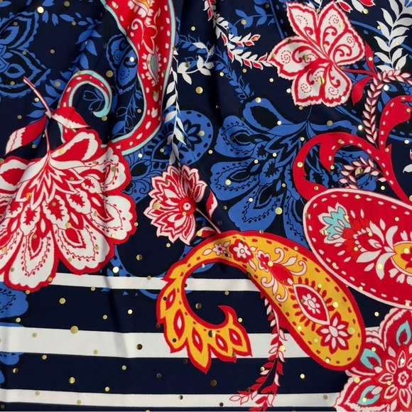JOSEPH RIBKOFF
Multi/Midnight Blue, Red, Black Paisley and floral Top size 6 - Picture 10 of 16